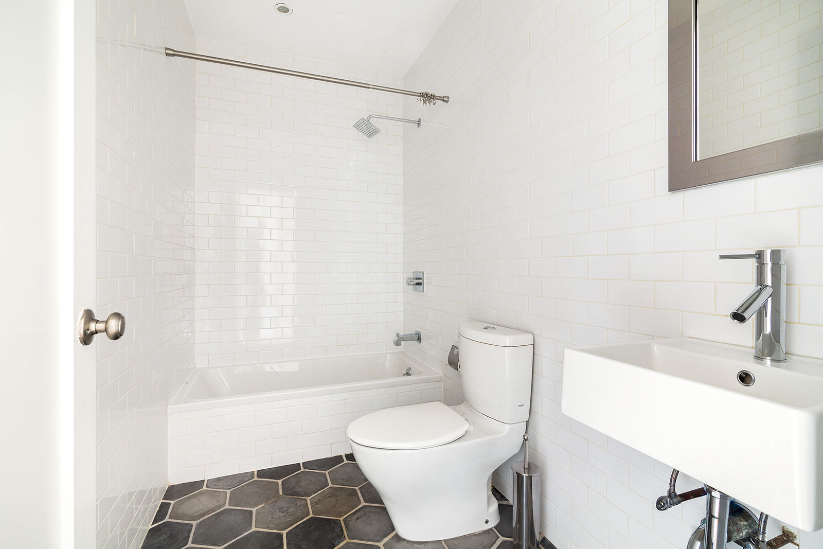 356 Halsey Street, Unit 3 Brooklyn, NY 11216 - Photo 8 of 11