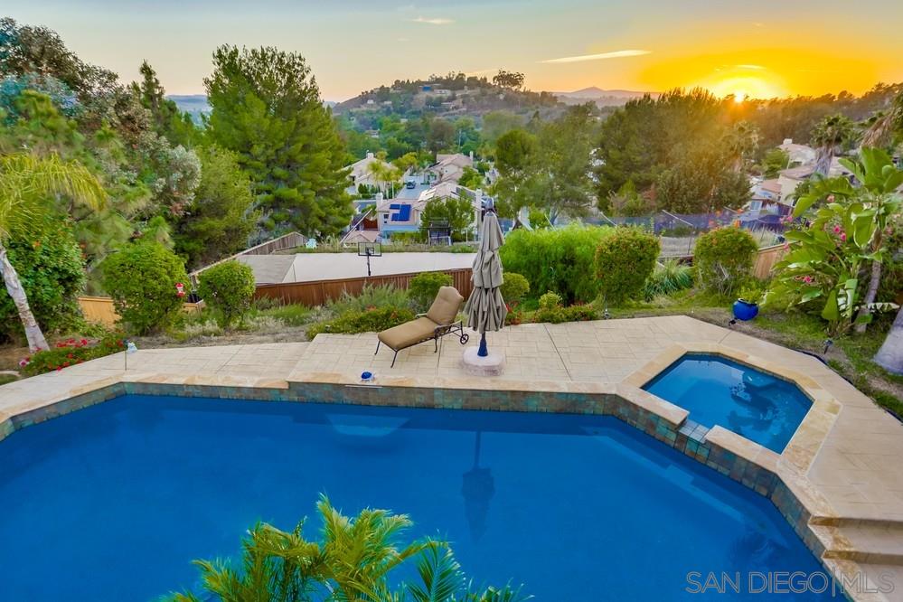14272 Silver Ridge Road Poway, CA 92064 - Photo 5 of 24