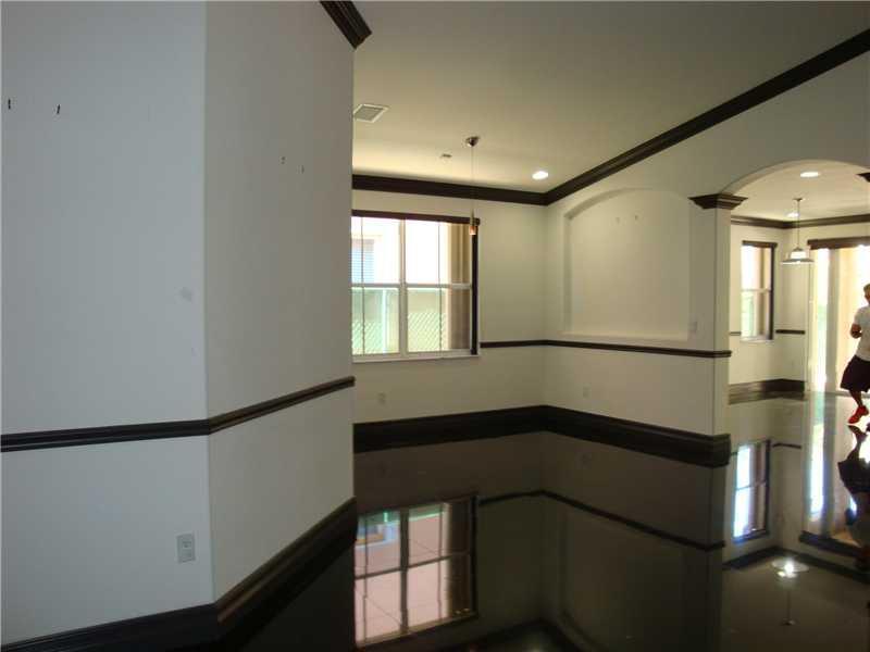 1661 Southwest 151 Road Miami, FL 33185 - Photo 3 of 23 Gallery Image 3