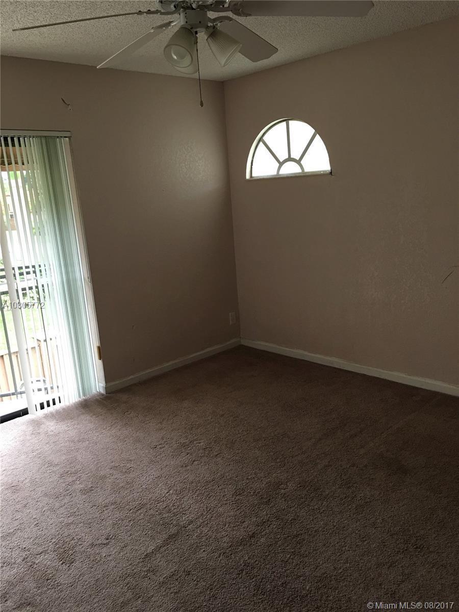 8249 Thames Boulevard, Unit D Boca Raton, FL 33433 - Photo 6 of 19