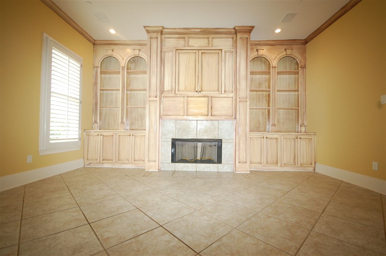 590 Dusk Ridge Road Collierville, TN 38017 - Photo 9 of 25 The distinguished hearth room!