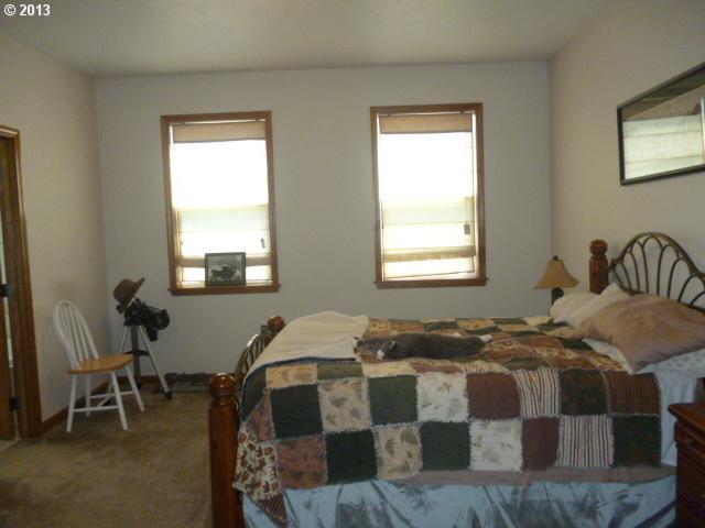 1175 G Street Baker City, OR 97814 - Photo 3 of 16