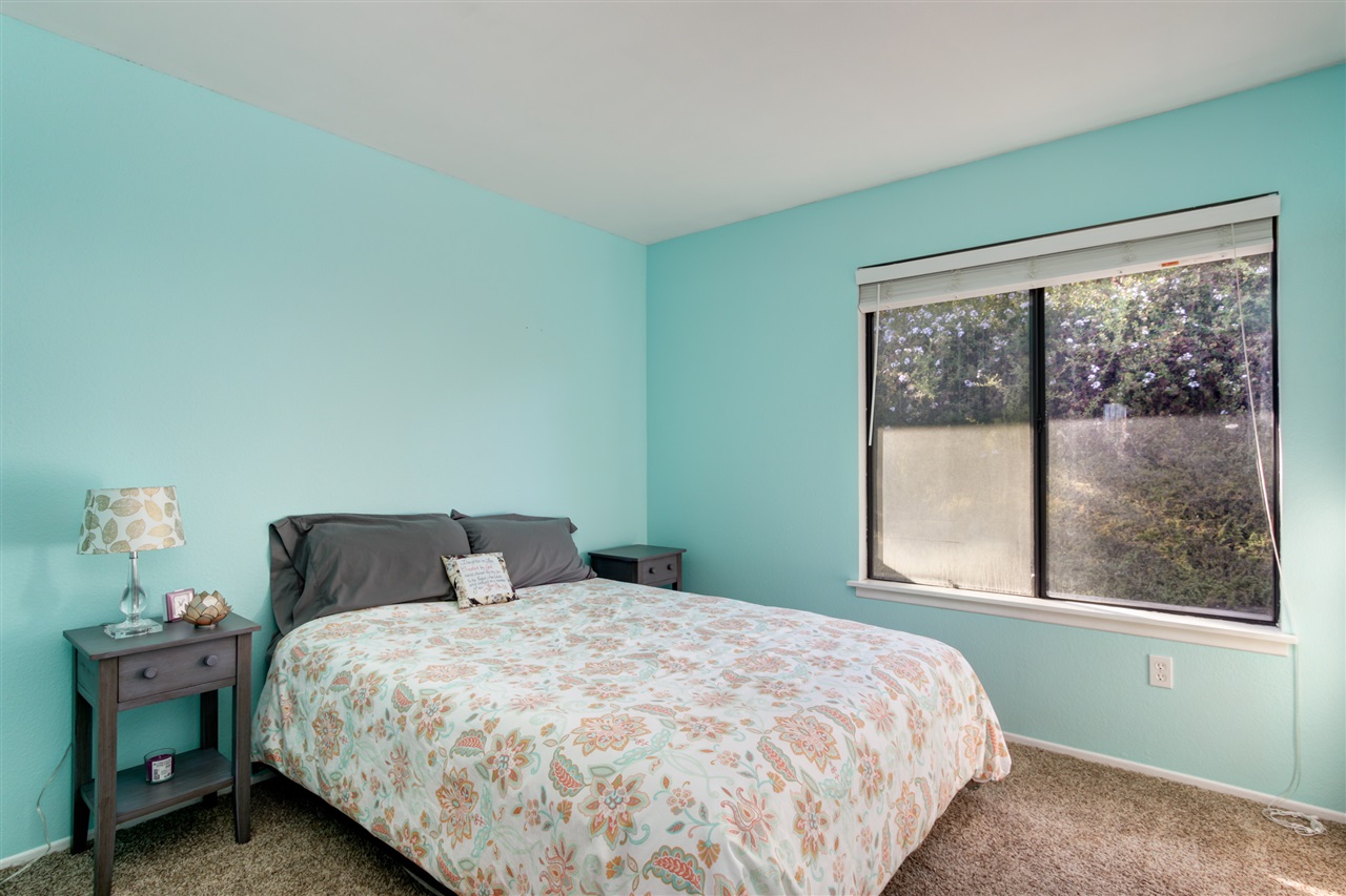 1416 Timber Glen Escondido, CA 92027 - Photo 10 of 20