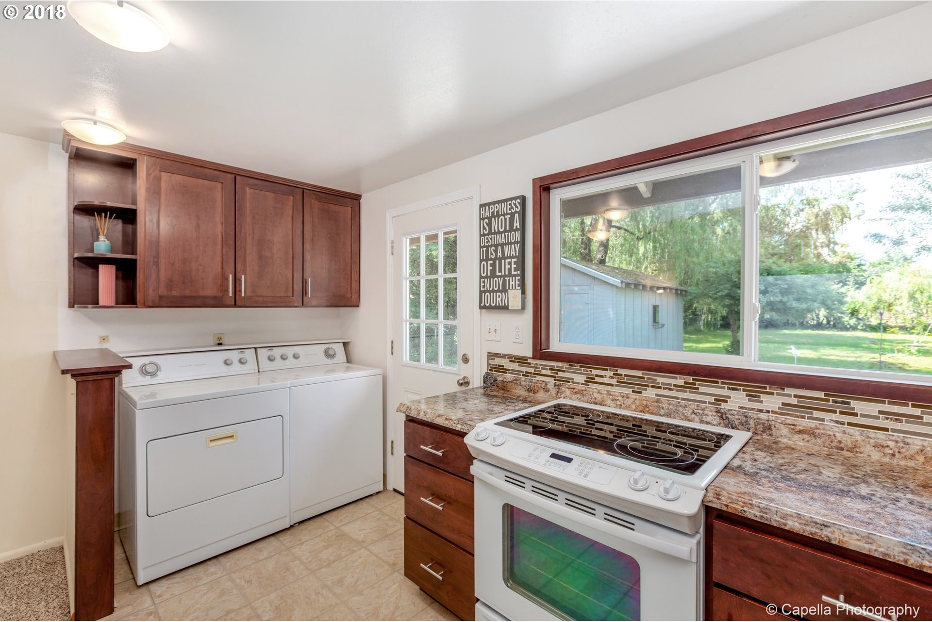 11855 Southwest 9th Street Beaverton, OR 97005 - Photo 9 of 29 Gallery Image 9