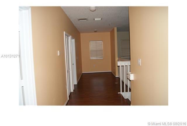 2702 Southwest 153rd Path Miami, FL 33185 - Photo 7 of 11 Gallery Image 7