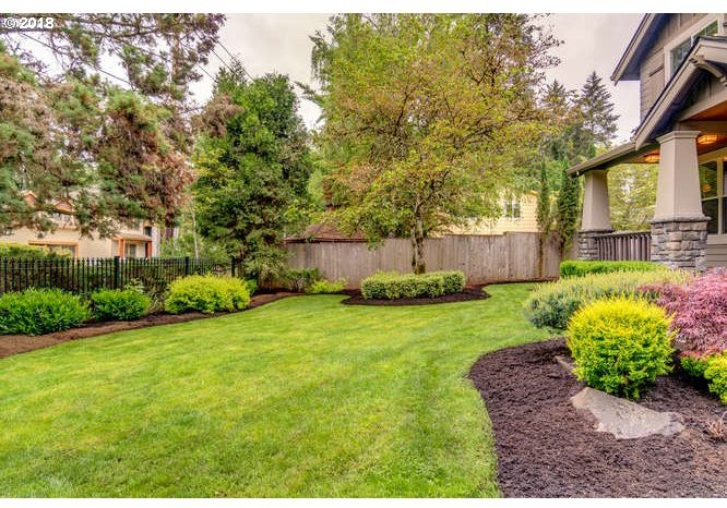 18955 Bryant Road Lake Oswego, OR 97034 - Photo 2 of 32 Gallery Image 2