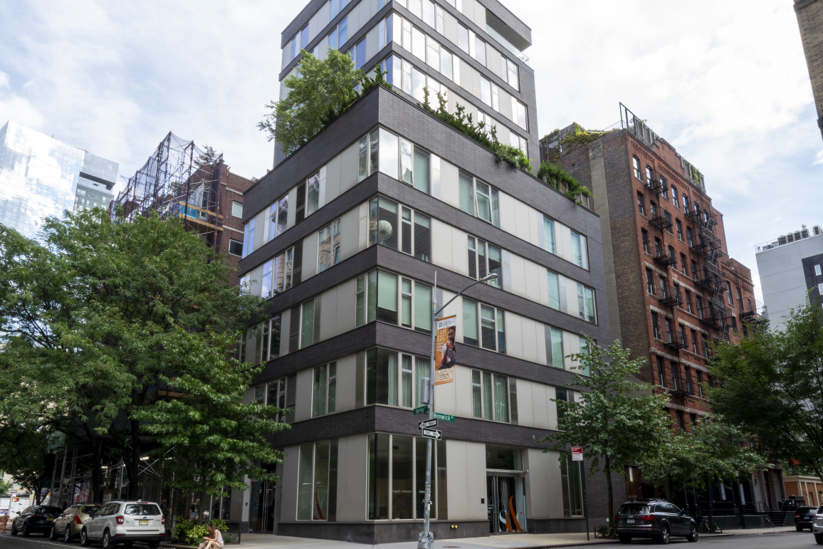 304 Spring St, Manhattan, NY 10013 - Photo 2 of 3