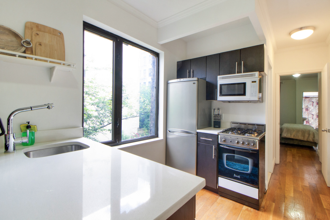 516 East 13th Street, Unit 1B Manhattan, NY 10009 - Photo 3 of 7