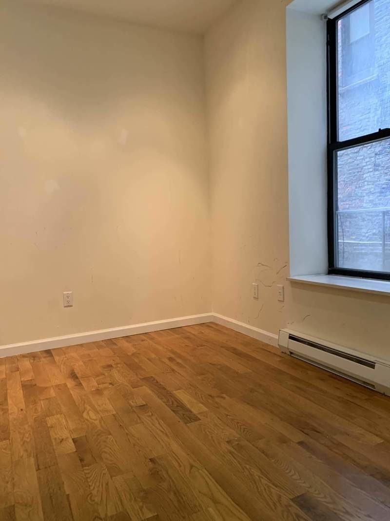 4 Manhattan Avenue, Unit A Manhattan, NY 10025 - Photo 4 of 9