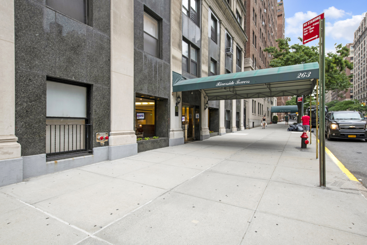 263 West End Avenue, Unit 15D Manhattan, NY 10023 - Photo 7 of 9