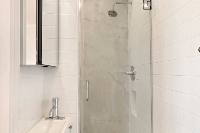 $794,043 | 207 Ocean Parkway, Unit 6F | Kensington