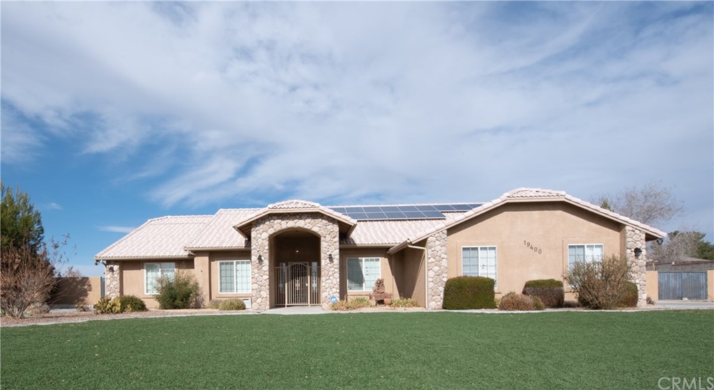19400 Seneca Road Apple Valley, CA 92307 - Photo 1 of 1