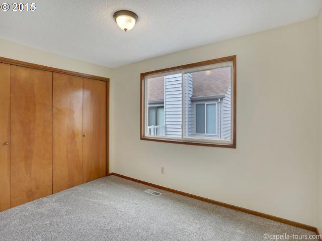 20444 Southwest Rosa Drive Beaverton, OR 97078 - Photo 6 of 13 Gallery Image 6