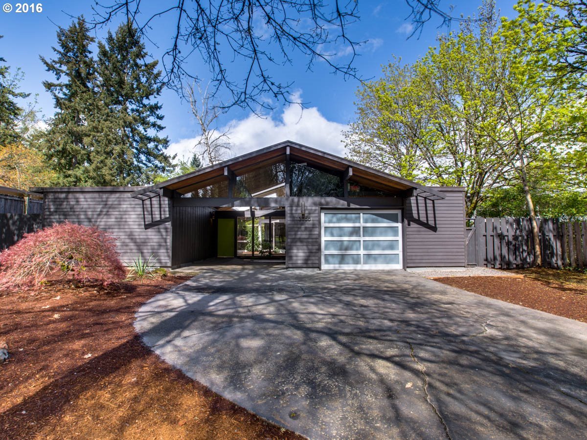 13055 Southwest Hart Road Beaverton, OR 97008 - Photo 17 of 32 Gallery Image 17