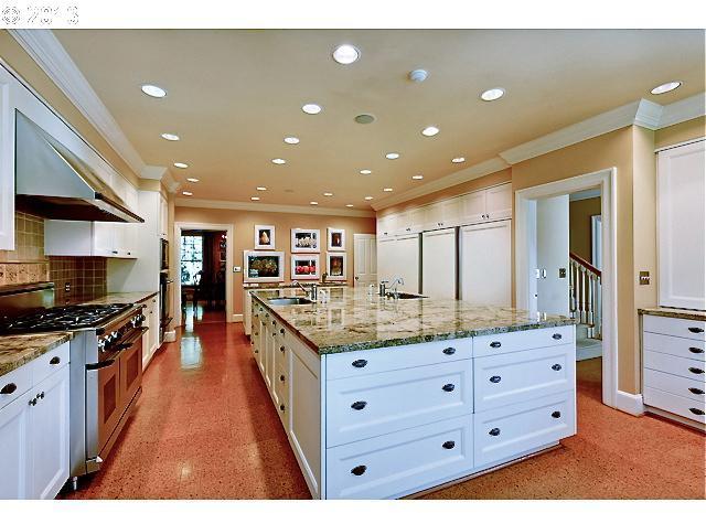 11353 Southwest Military Road Portland, OR 97219 - Photo 9 of 16 Gallery Image 9