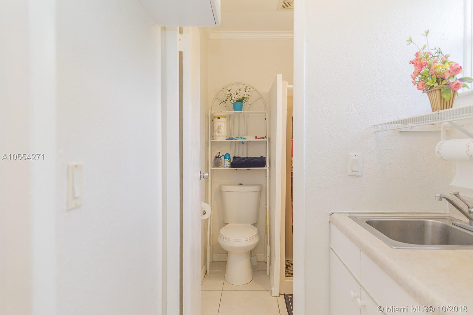 5524 Garfield Street Hollywood, FL 33021 - Photo 46 of 60