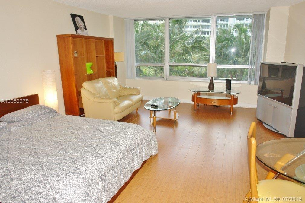 1500 Bay Road, Unit 452S Miami Beach, FL 33139 - Photo 3 of 14