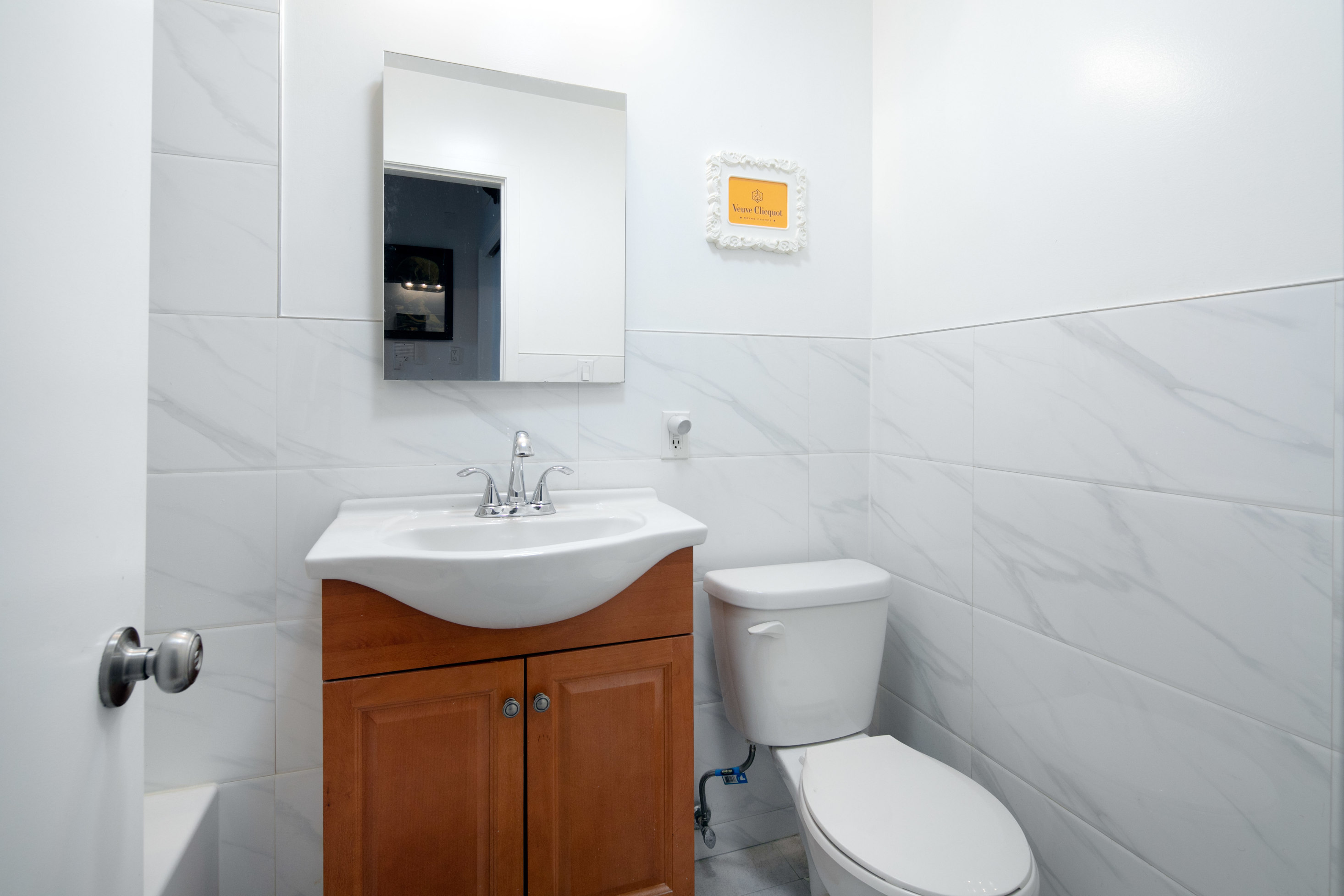 139 Montague Street, Unit 2R Brooklyn, NY 11201 - Photo 4 of 5