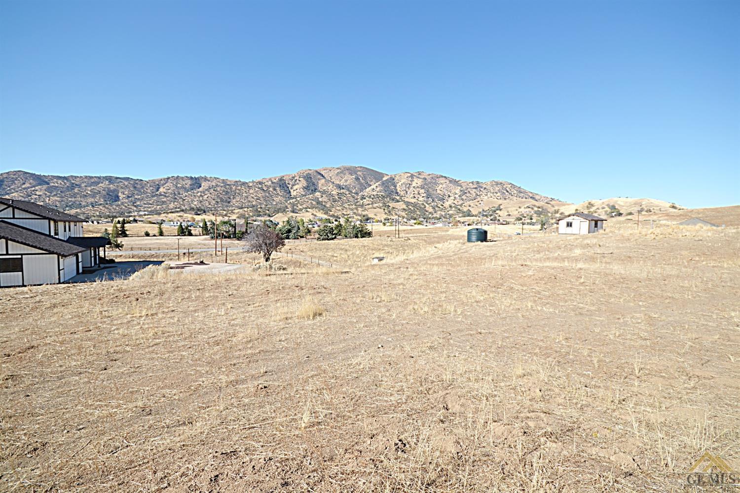 23653 Woodford-Tehachapi Road Tehachapi, CA 93561 - Photo 36 of 36 Gallery Image 36