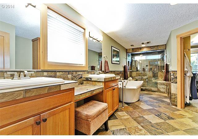 3148 Northeast Jackson Rd Loop Hillsboro, OR 97124 - Photo 10 of 16 Gallery Image 10