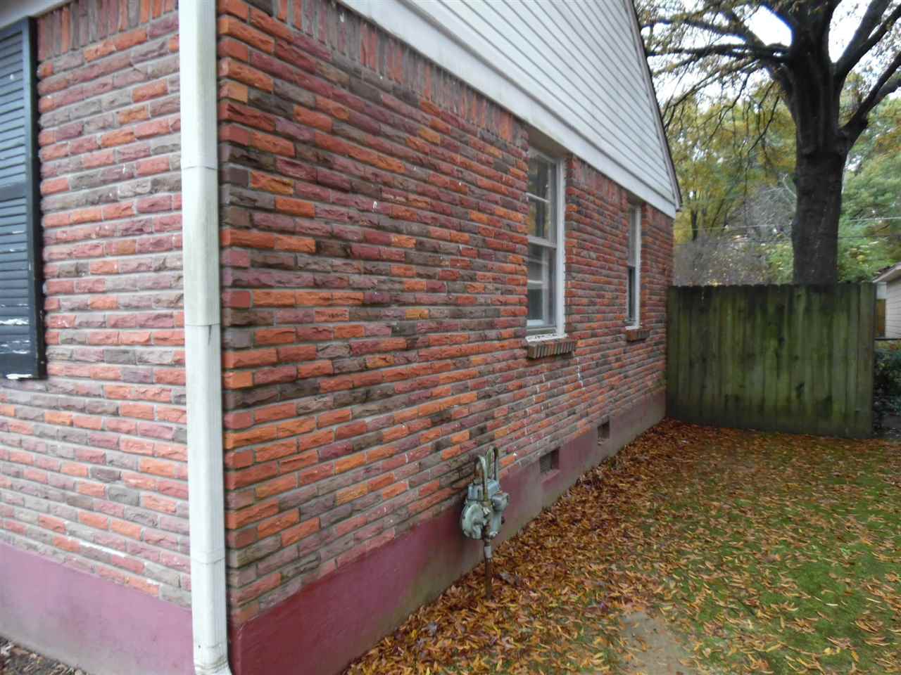 4497 Boyce Road Memphis, TN 38117 - Photo 4 of 21