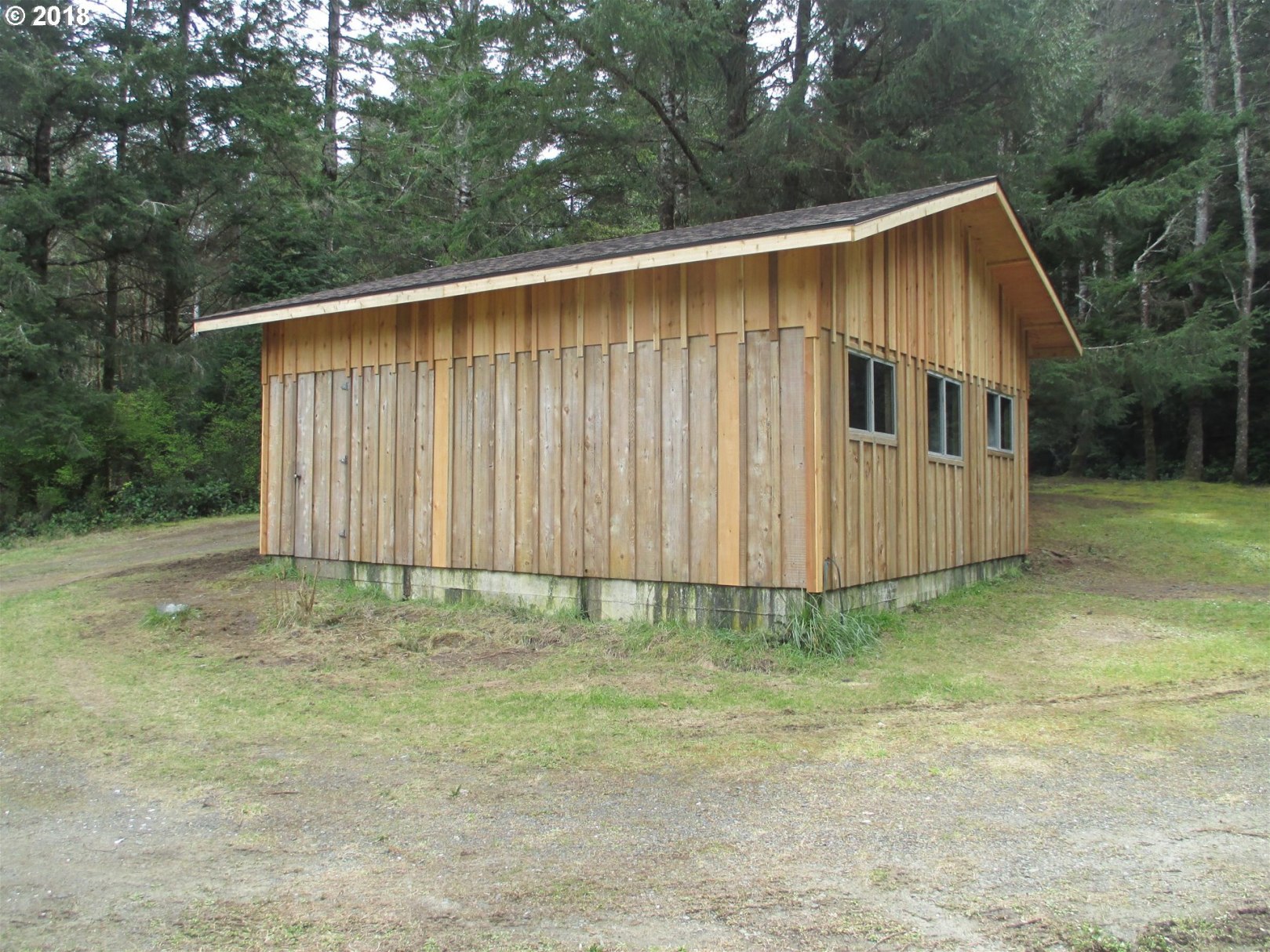 56534 Tom Smith Road Bandon, OR 97411 - Photo 8 of 28 Gallery Image 8