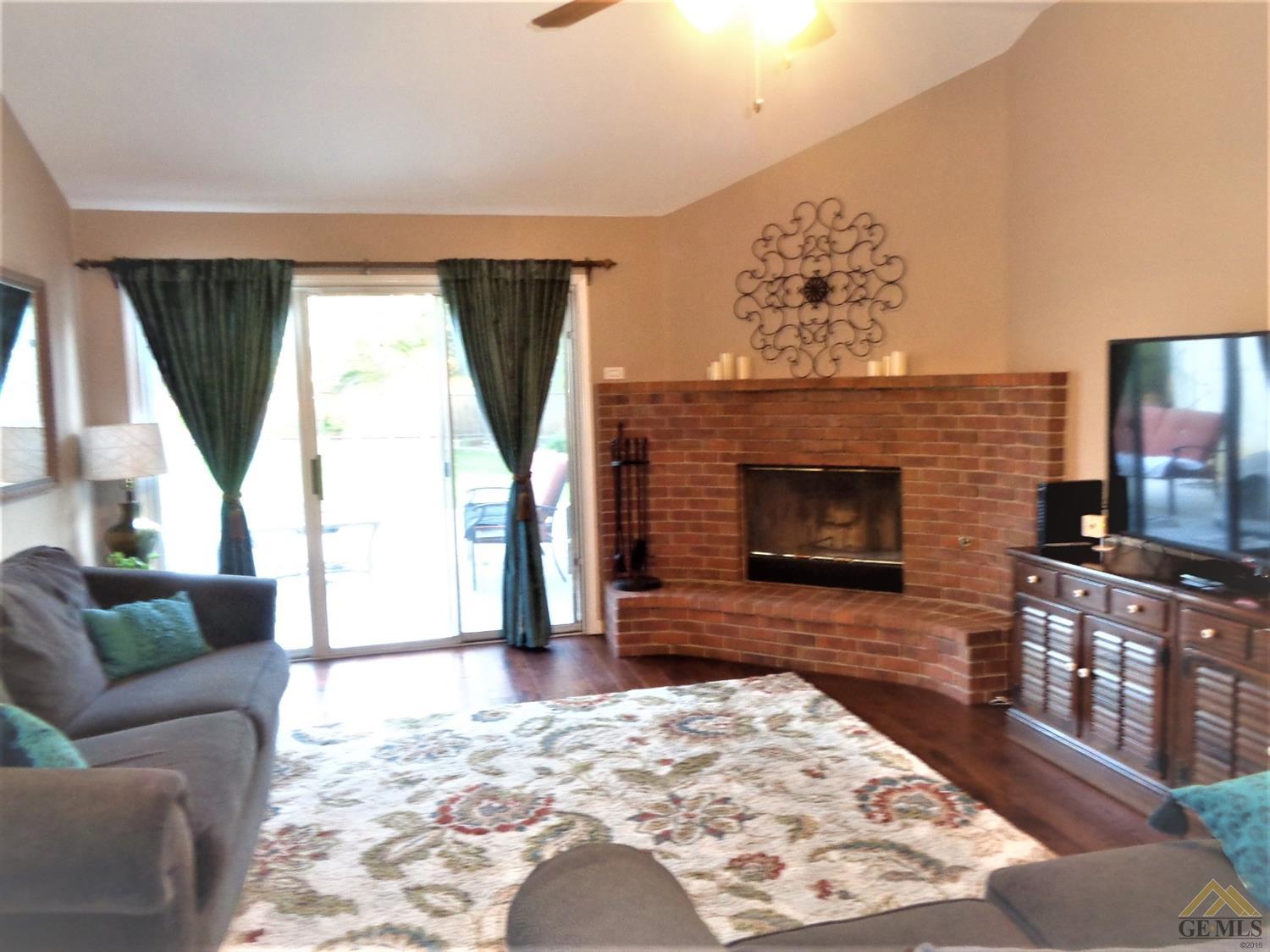 716 Faversham Way Bakersfield, CA 93311 - Photo 13 of 26