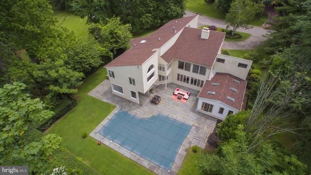 $865,000 | 866 Roscommon Road, Bryn Mawr, PA 19010