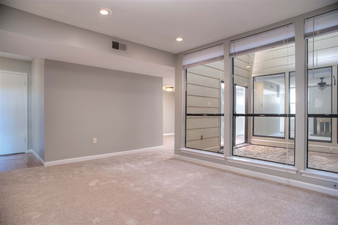 8493 Rothchild Road, Unit 59 Germantown, TN 38139 - Photo 3 of 17 Gallery Image 3