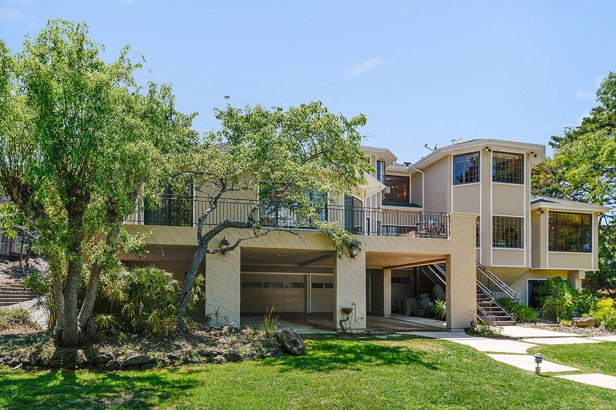 760 Darrell Road Hillsborough, CA 94010 - Photo 85 of 98