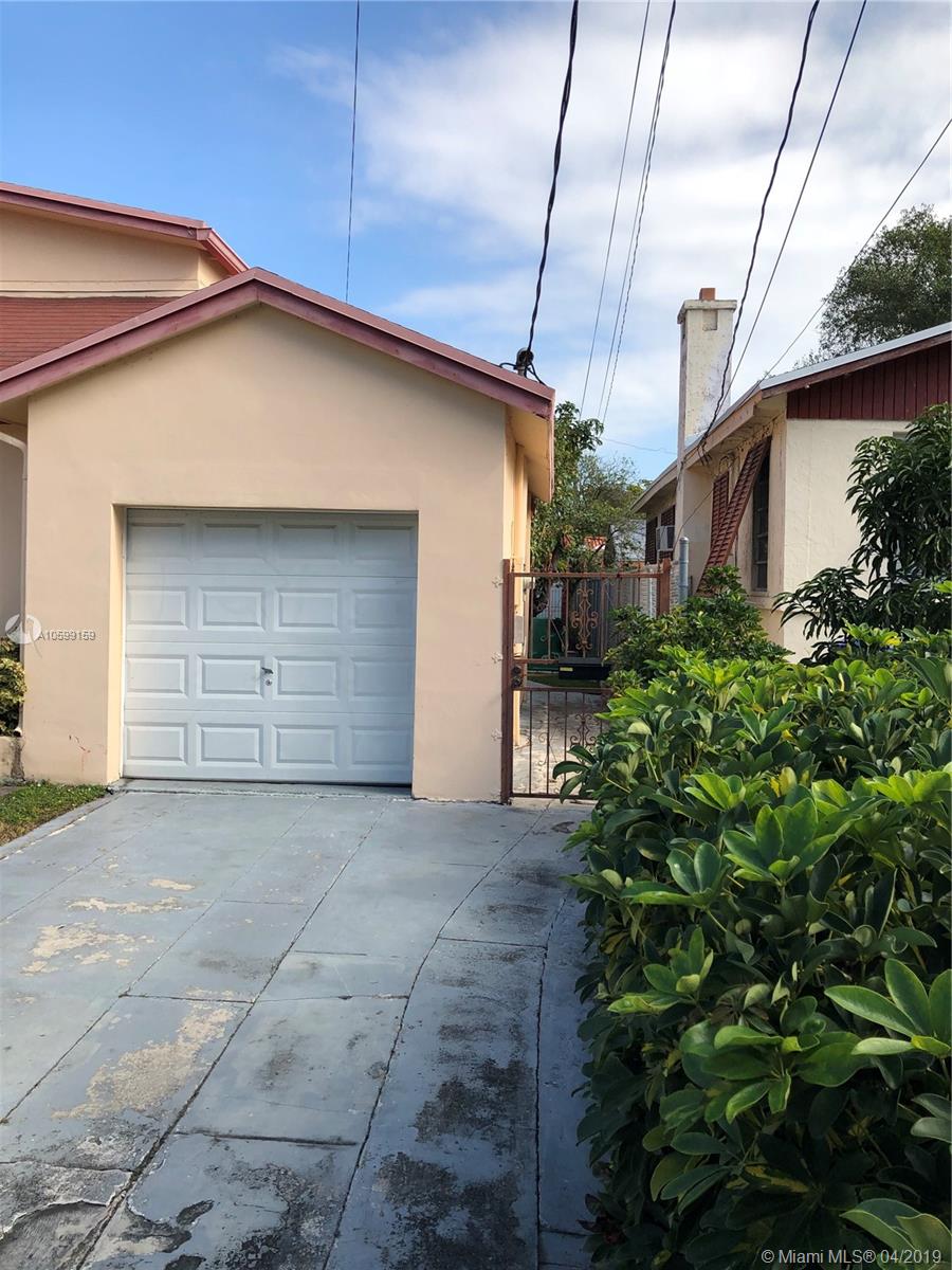 451 Southwest 24th Road Miami, FL 33129 - Photo 8 of 67