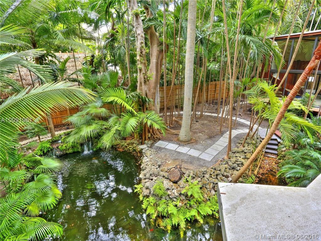 3003 Seminole Street Coconut Grove, FL 33133 - Photo 25 of 31