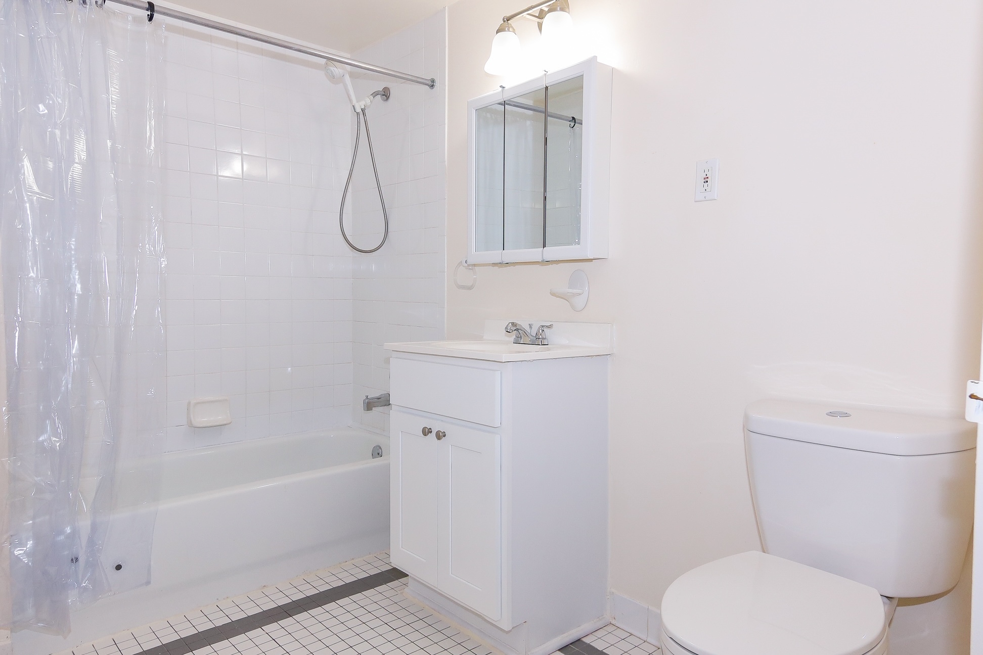 63 East 118th Street, Unit 1 Manhattan, NY 10035 - Photo 4 of 8