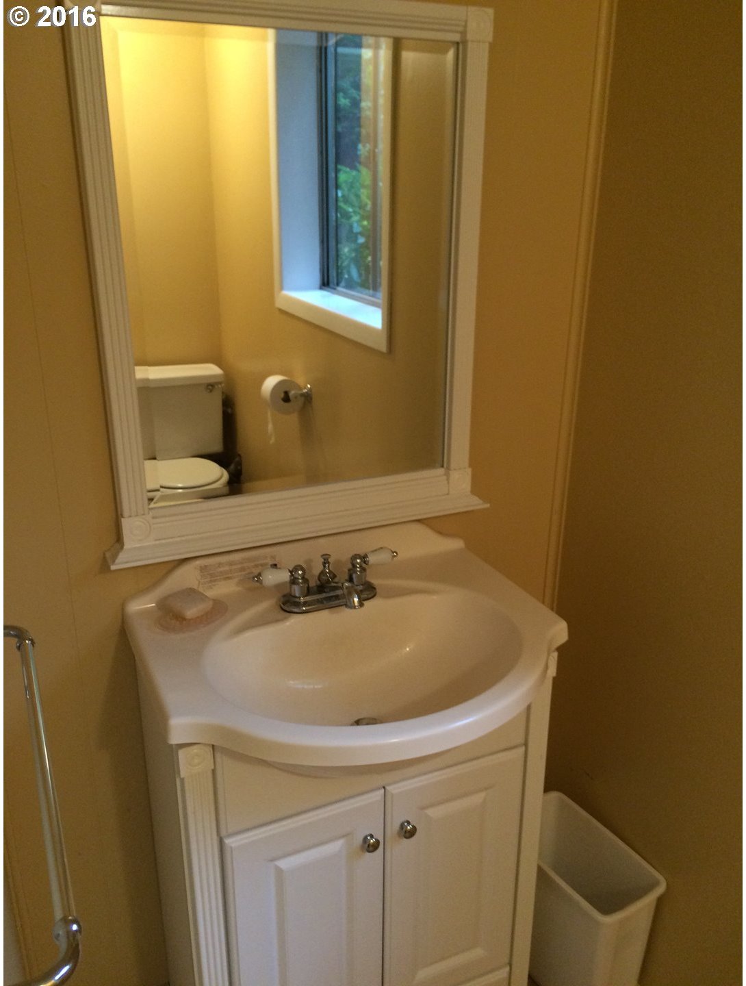 4311 Southwest Freeman Street Portland, OR 97219 - Photo 14 of 26 Gallery Image 14