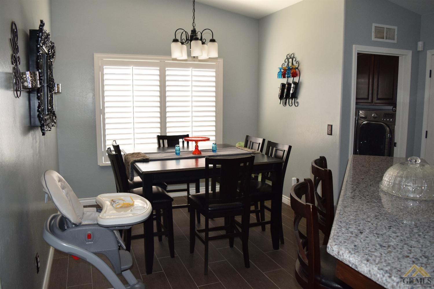 4502 Chinta Drive Bakersfield, CA 93313 - Photo 11 of 29