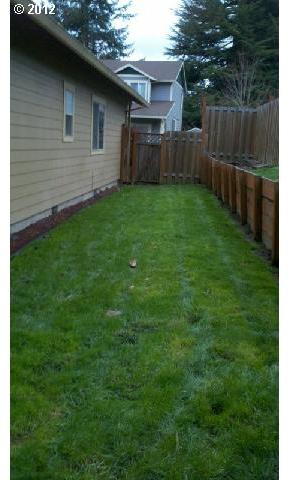 1297 Southeast Stapleton Loop Gresham, OR 97080 - Photo 12 of 13 Gallery Image 12