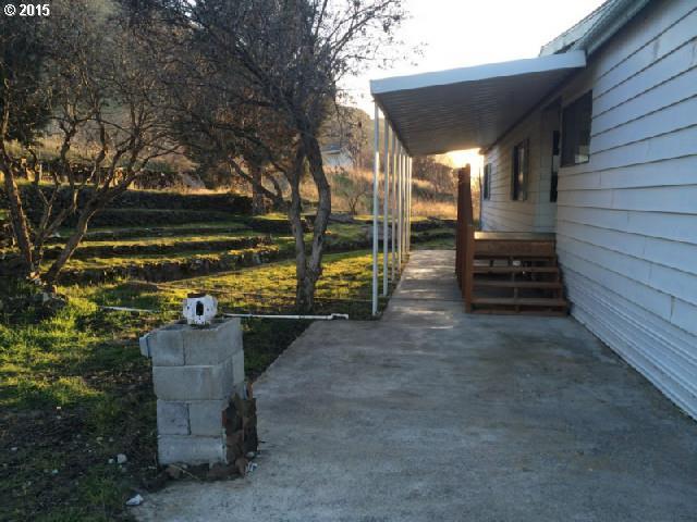 840 Biggs Rufus Highway Rufus, OR 97050 - Photo 4 of 16 Gallery Image 4