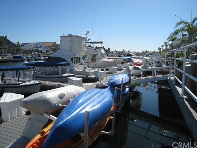 3307 Tempe Drive Huntington Beach, CA 92649 - Photo 4 of 36