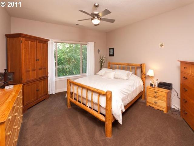 3242 Ridge Pointe Drive Forest Grove, OR 97116 - Photo 10 of 16 Gallery Image 10