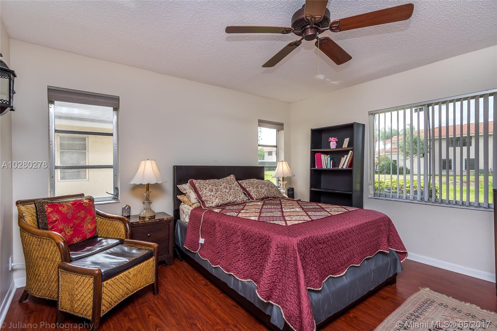 8621 Sunbird Place, Unit A Boca Raton, FL 33496 - Photo 5 of 23 Gallery Image 5