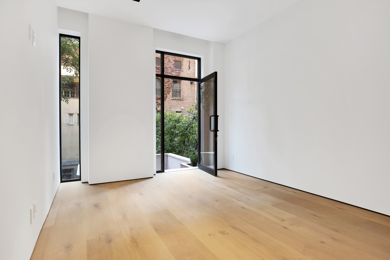 132 East 16th Street, Unit 3 Manhattan, NY 10003 - Photo 4 of 7