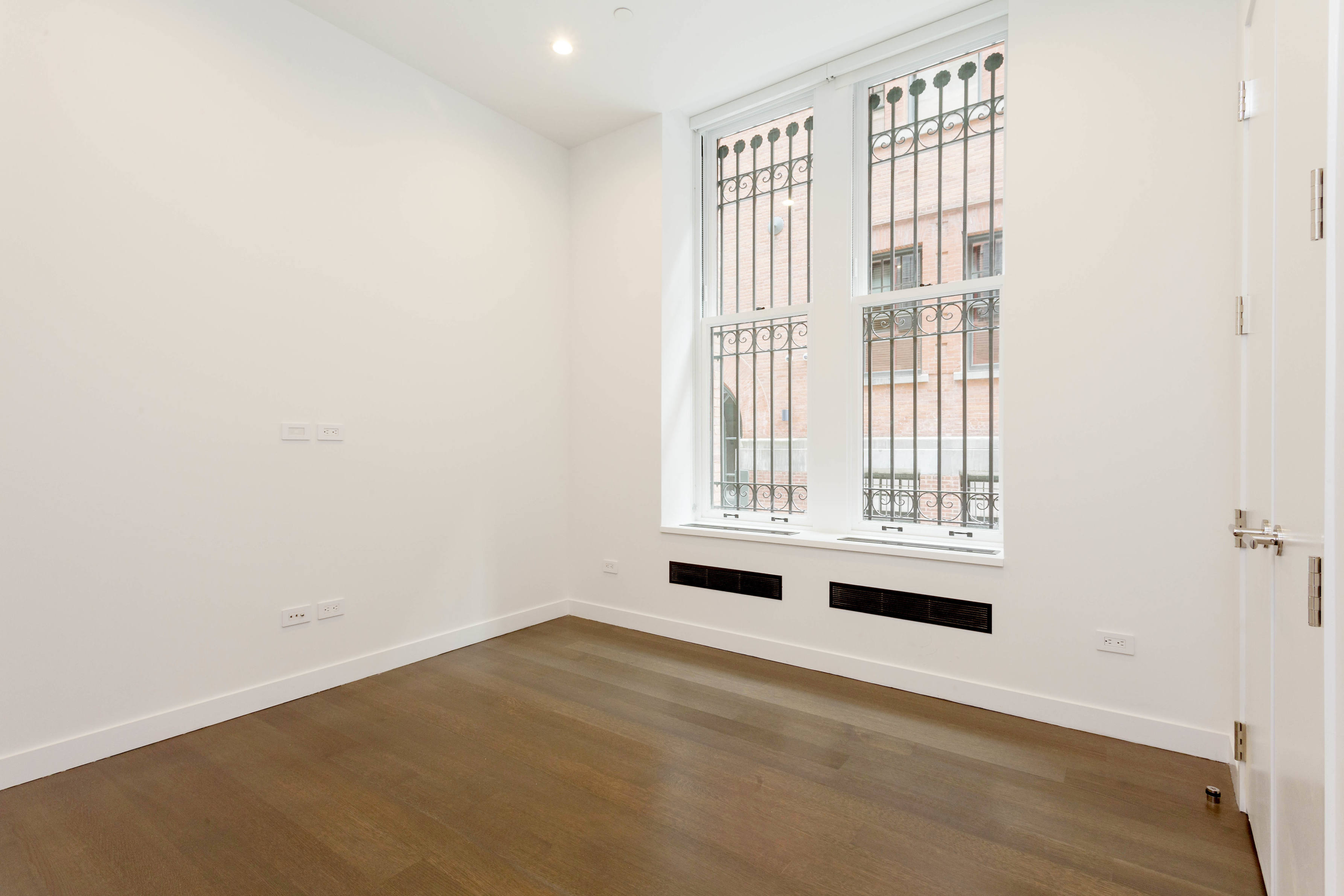 10 Hubert Street, Unit 1 Manhattan, NY 10013 - Photo 5 of 9