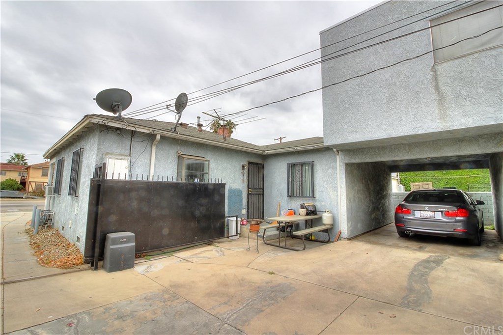 14021 Victory Boulevard, Unit B Van Nuys, CA 91401 - Photo 6 of 7