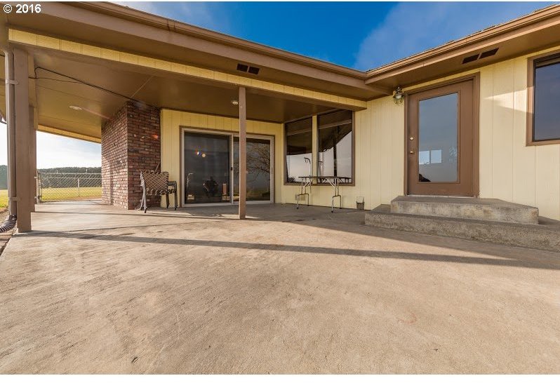 85102 Butler Grade Road Milton Freewater, OR 97862 - Photo 10 of 32