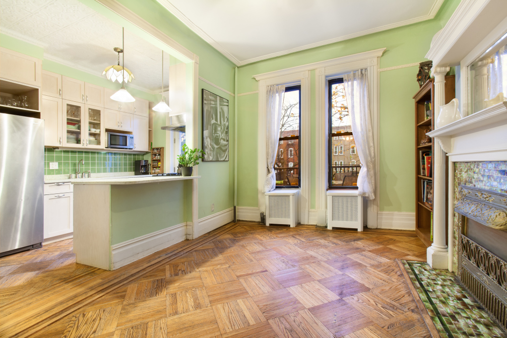 829 Lincoln Place Brooklyn, NY 11216 - Photo 3 of 5