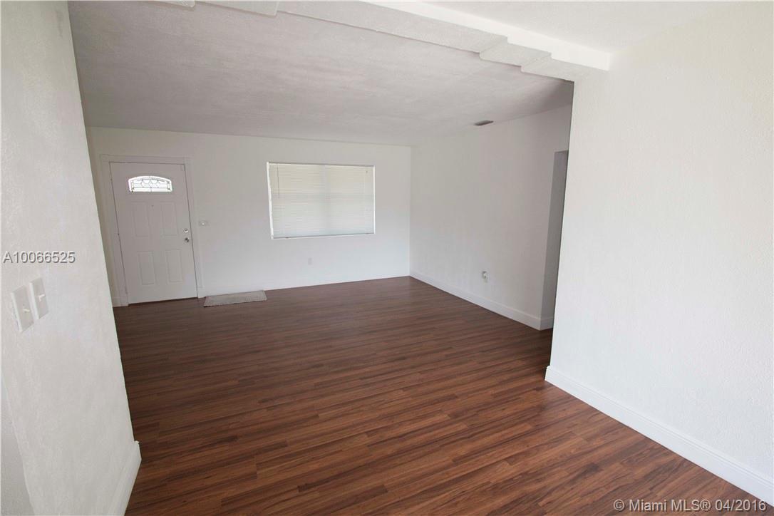 910 Northwest 89th Street Miami, FL 33150 - Photo 8 of 35