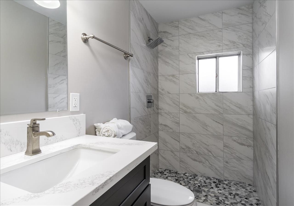 1310 Rees Road Escondido, CA 92026 - Photo 4 of 24