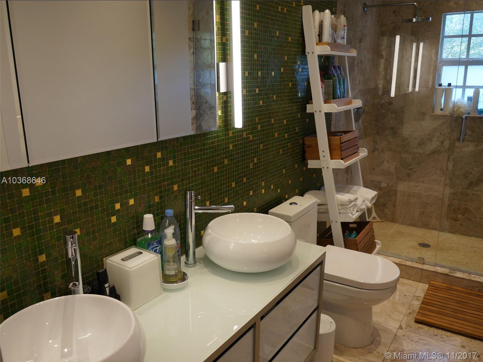 1053 Southwest 22nd Street Miami, FL 33129 - Photo 19 of 25
