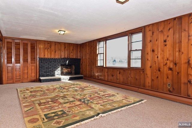 5 Evergreen Terrace Butler, NJ 07405 - Photo 19 of 24 Gallery Image 19