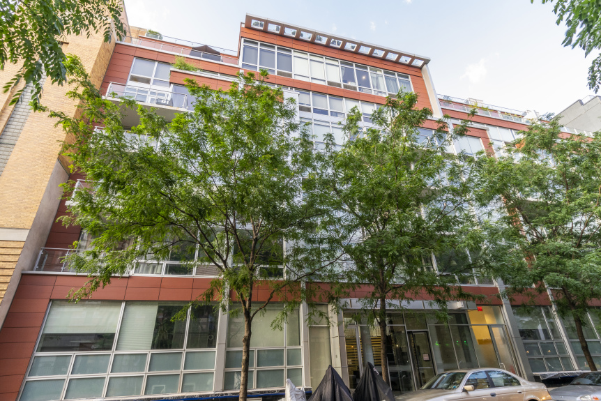 The A Building 425 E 13th St, Manhattan, NY 10009 - Photo 2 of 25